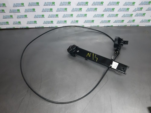 Bmw front seat belt - bmw,