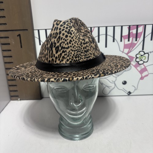 Women leopard print - women's,