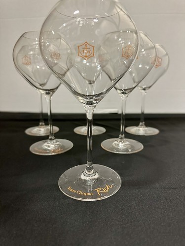 Veuve clicquot rich glasses - clicquot,