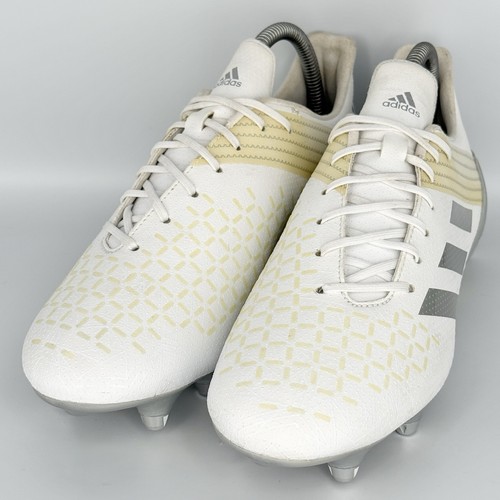 Player issue adidas - issue,
