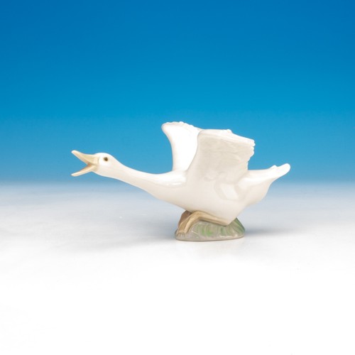 Lladro porcelain figurine - lladro,