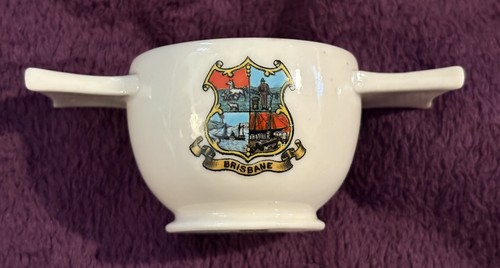Goss crested china highland - goss,