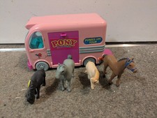 pony in my pocket Horse Van