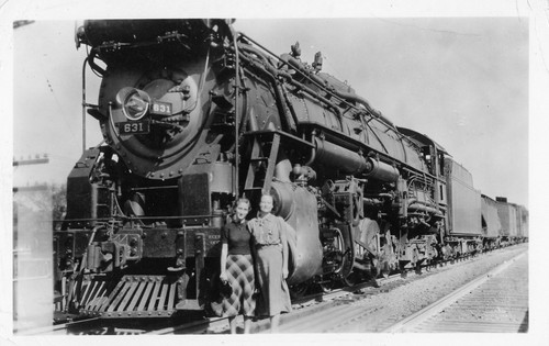 Vintage railroad photo - b&w,
