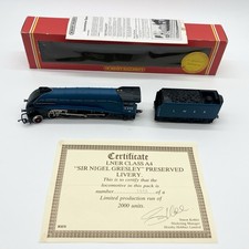 Hornby R528 LNER A4 4-6-2 Sir