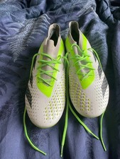 ADIDAS PREDATOR FOOTBALL BOOTS