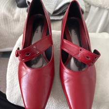 Red Pavers Women Shoes 7