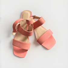 Clarks Women's Sandals Light Coral Leather Size 4.5 D