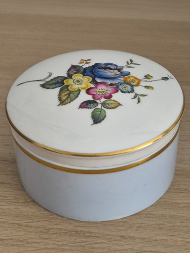 Royal worcester large lidded - royal,