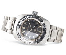 BRAND NEW VOSTOK AMFIBIA AUTOMATIC DIVER WATCH. BOX+PAPER. 090679. UK STOCK