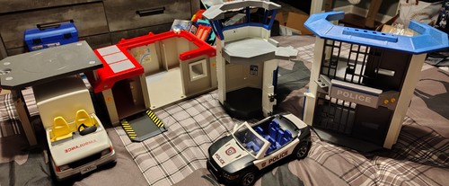 Playmobil police headquarters - police,