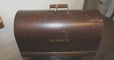 SINGER 28k sewing machine Wooden lockable Case    from m/c serial Y4153564