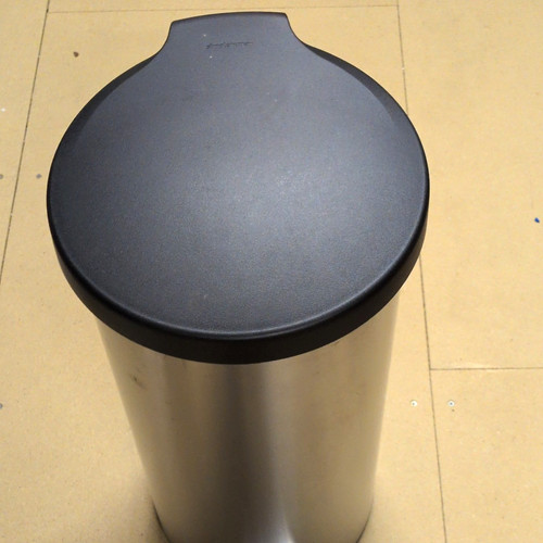 Simplehuman 30l round - simplehuman, pedal