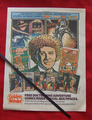 Golden wonder crisps wotsits - golden,