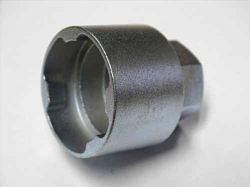 Locking wheel nut key - wheel, for
