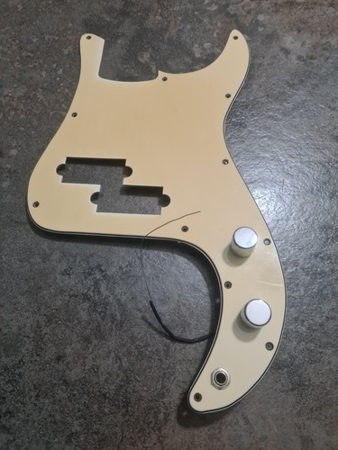 Fender precison bass - fender,