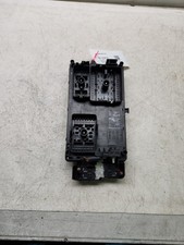 VAUXHALL INSIGNIA MK1 FUSE BOX
