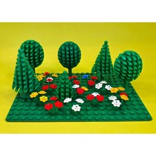 Vintage retro Lego garden pine