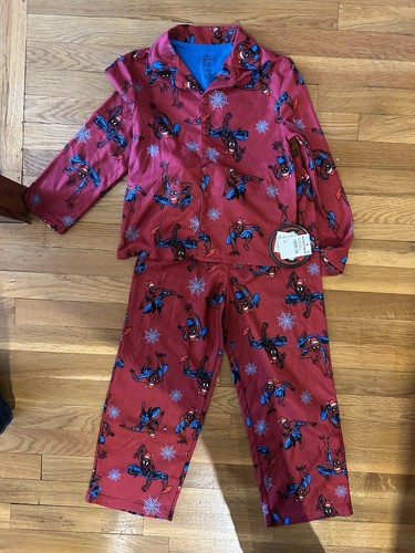 Nwt spider man - pajama, size