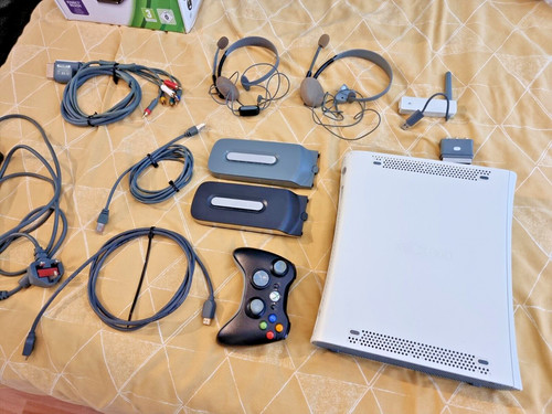 Xbox 360 console - 360,