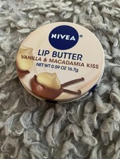 Nivea Lip Butter Vanilla &