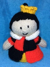 KNITTING PATTERN - Queen of