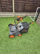 VonHaus Artificial Grass Brush