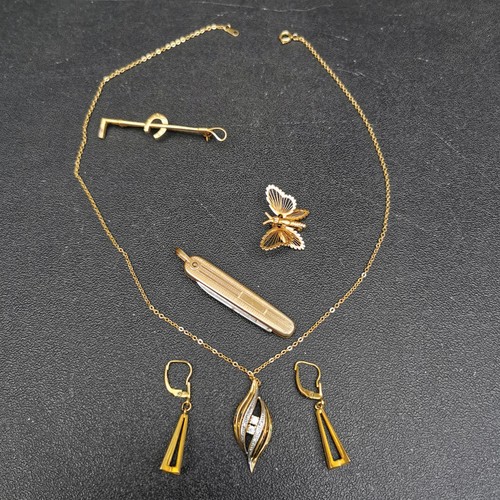 Vintage costume jewellery - jewellery, job