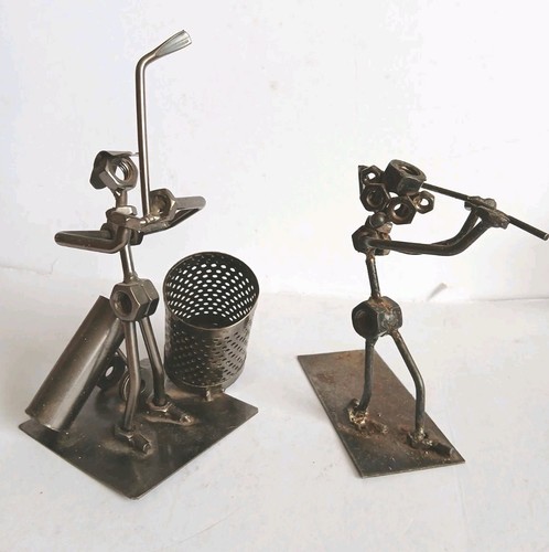Hinz kunst metal figures - &,