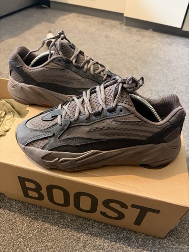 Adidas yeezy boost - adidas,