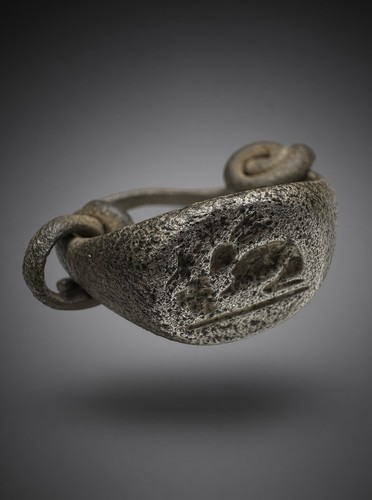 Ancient roman republic ring - ancient,