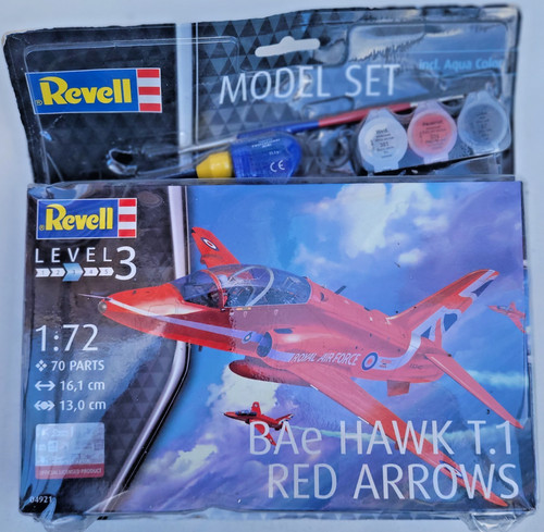 Revell bae hawk red - hawk, arrows