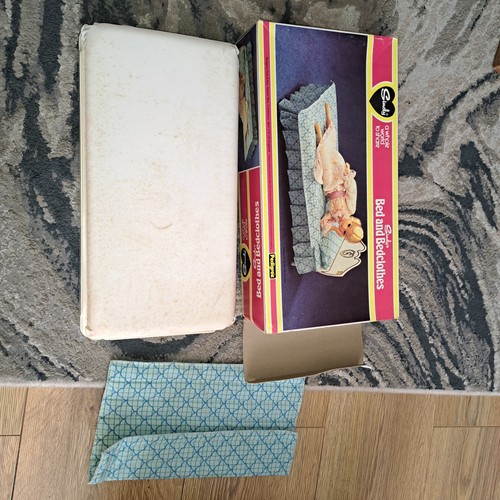 Sindy bed vintage box - sindy,