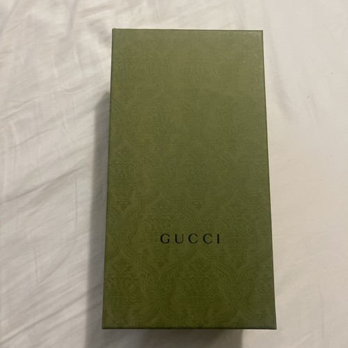 Gucci green authentic shoe - green,