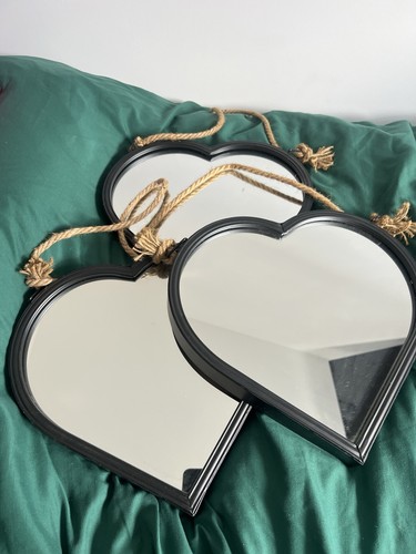 Set heart shaped - of, mirrors