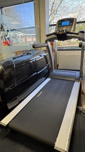 Life fitness treadmill with - t5,