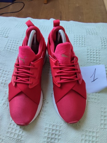 Bright red puma - muse, satin