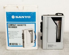 Brand New Sanyo M1011 Compact