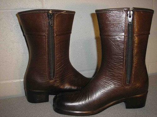 Vtg rubber rain boots fits - rubber,