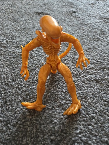Lanard alien collection - lanard, gold