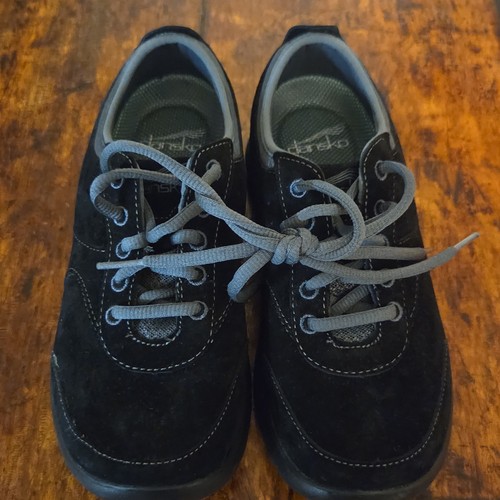 Womens size - 36,