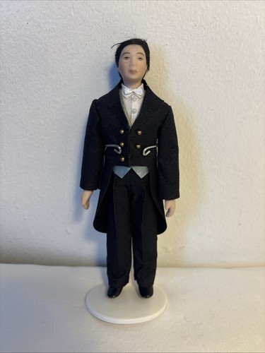 Dolls house figure butler - dolls, figure.