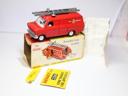Dinky 286 ford - 286, fire