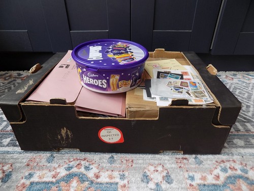 World stamps glory box - stamps,