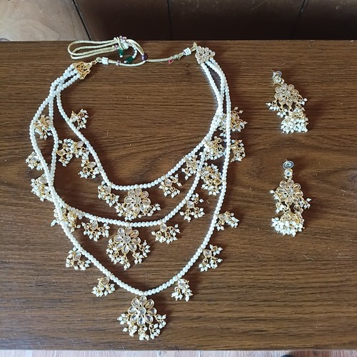 Aheli ethnic layered kundan - ethnic,
