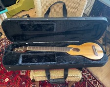 washburn rover acoustic guitar in near mint condition with original case