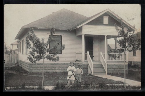 Rppc postcard children posing - children,