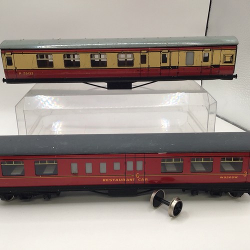 Hornby dublo coach spares x2 - hornby,