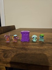 Zomblings House And Figures
