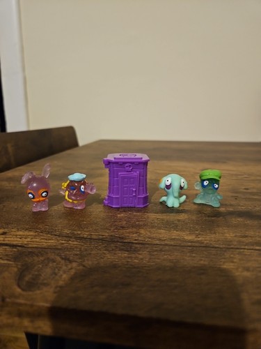 Zomblings house and - house,
